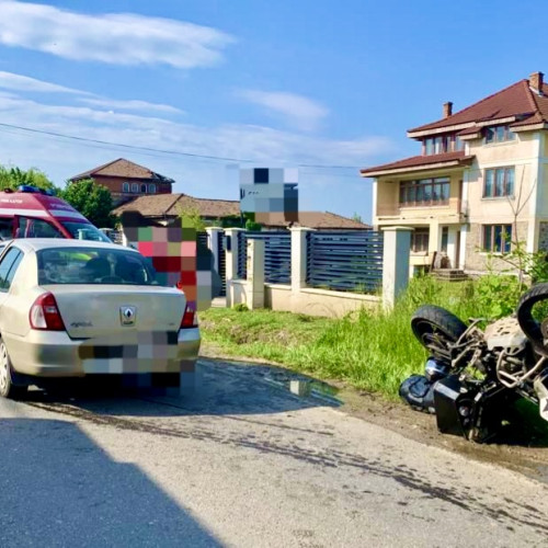 Accident între motocicletă și autoturism în Curtea de Argeș