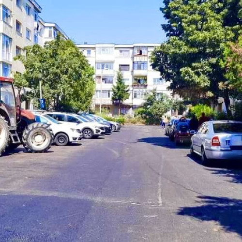 Parcările de reședință din Pitești, modernizate în luna iulie