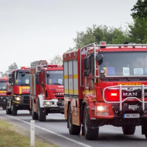 Incendiu puternic pe Autostrada Pitești - București, în zona localității Rățeşti