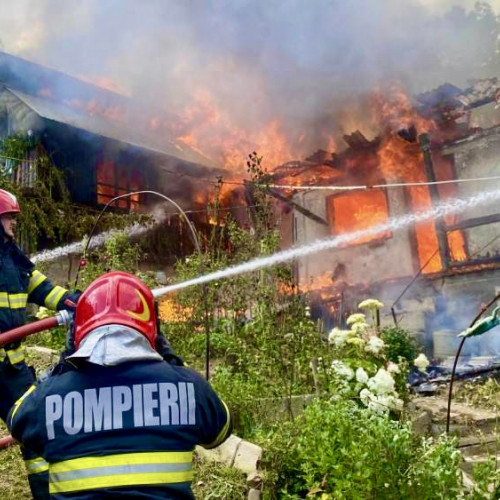 Incendiu în comuna Slobozia, județul Argeș