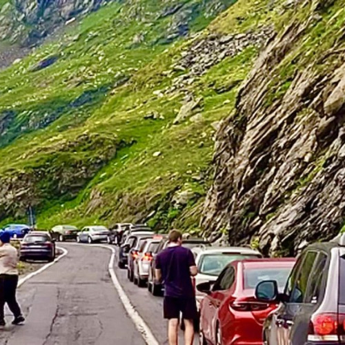 Trafic blocat pe Transfăgărășan