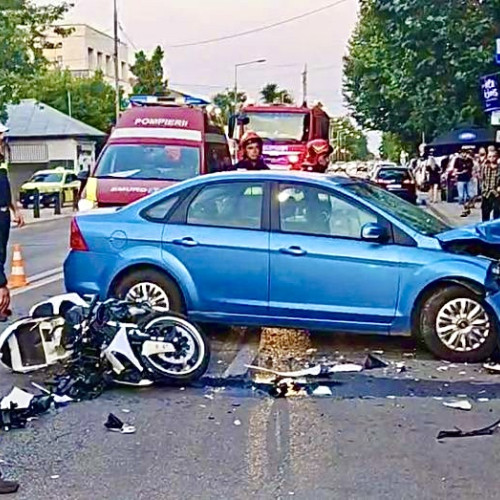 Polițist în misiune, acrosat de un autoturism lângă Pitești