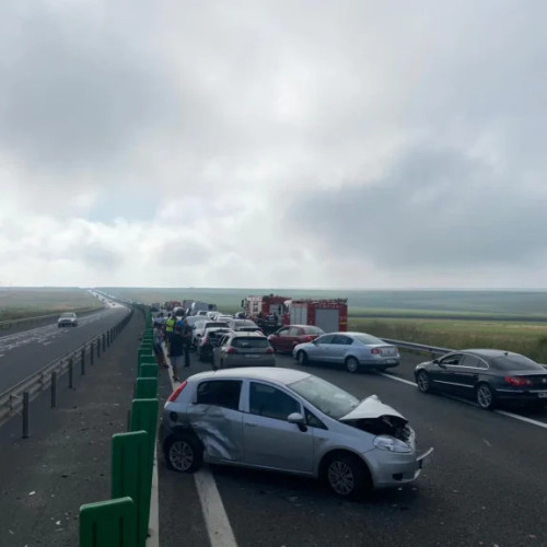 Carambol pe autostrada A2: 11 persoane rănite, inclusiv copii