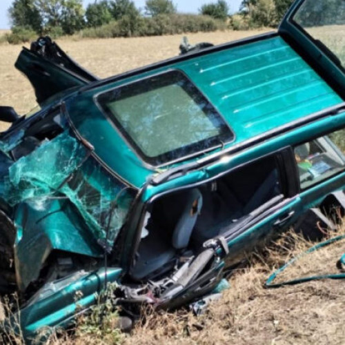 Accident tragic în Arad: un tânăr și-a pierdut viața, iar familia sa a fost rănită