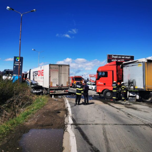 Moarte tragică a unui tânăr de 39 de ani după un accident cu un camion