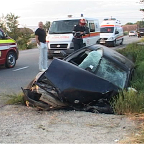 Accident rutier în Stalpeni, circulația îngreunată