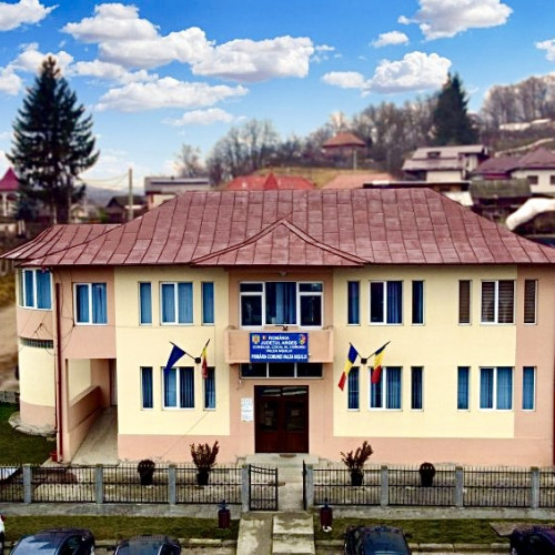 Minune într-un sat din Argeș: o școală a fost redeschisă după cinci ani