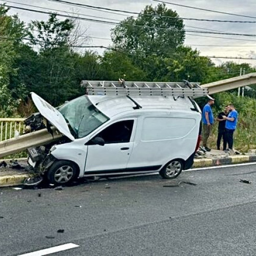 Accident pe autostrada A1, în zona km 108