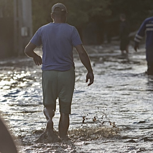 Ciclonul vine în Argeș: Avertizări meteo cod portocaliu și galben pentru ploi torențiale