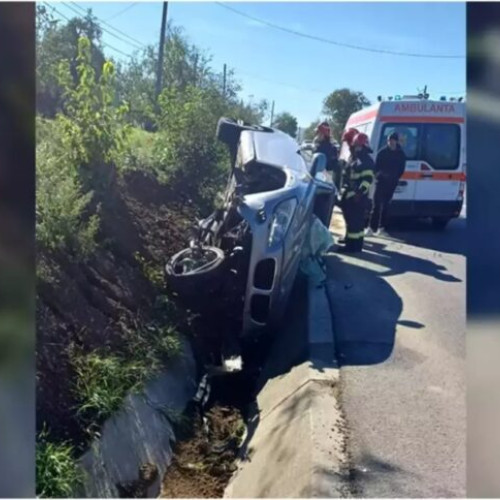 Accident rutier în satul Poiana: Un bărbat rănit după ce s-a răsturnat cu mașina