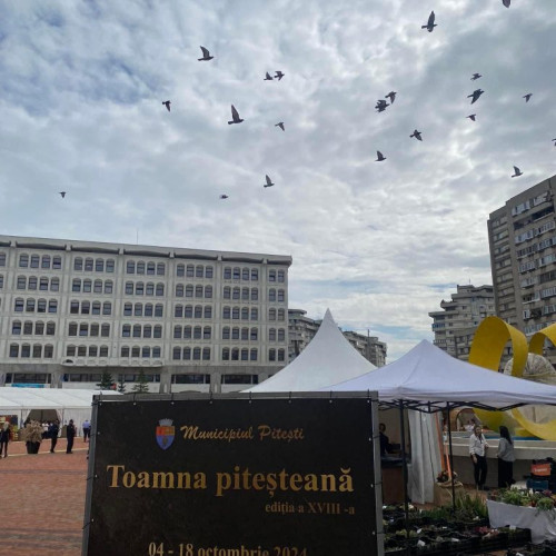 Festivalul &quot;Toamna pitesteana&quot; 2024 a debutat cu succes