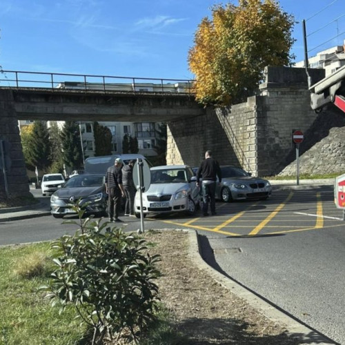 Accident în Pitești, lângă Bazinul Olimpic