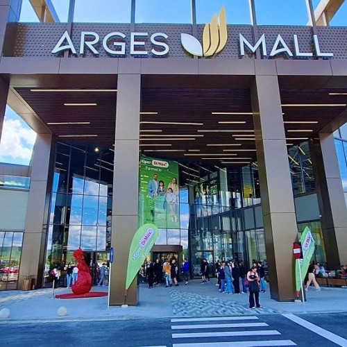 Programul de sărbători la Argeș Mall Pitești: Detalii despre orele de închidere și deschidere