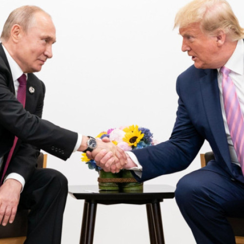 Donald Trump vrea să imite stilul de guvernare al lui Vladimir Putin
