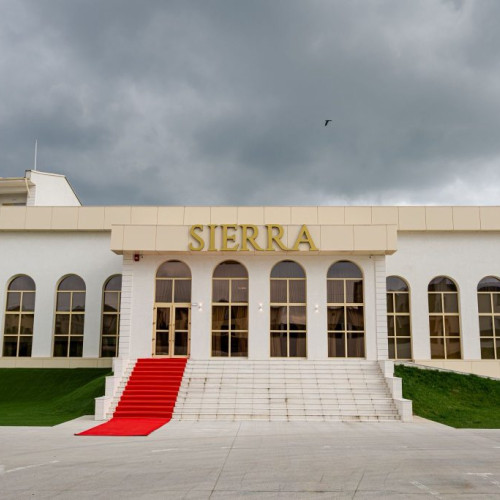 Sierra Hotel - Răsfăț într-o oază de liniște și ospitalitate impecabilă
