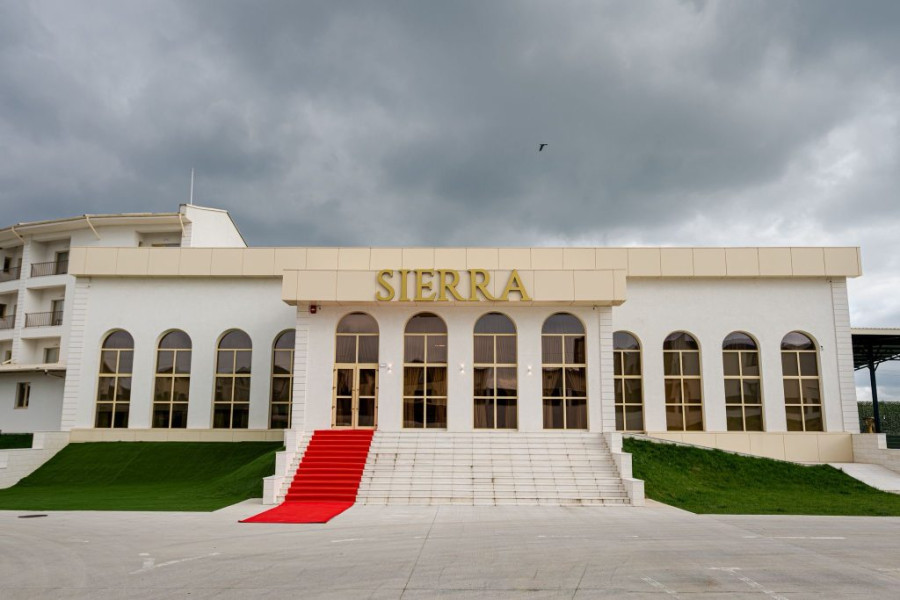 Sierra Hotel - Răsfăț într-o oază de liniște și ospitalitate impecabilă