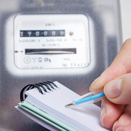 Exclusiv Cum ne putem schimba furnizorul de energie electrică în 24 de ore. Explicațiile șefului ANRE înainte de expirarea plafonării tarifelor