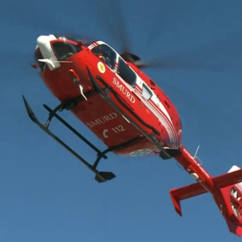 Video O turistă care s-a accidentat pe un traseu din Munții Bucegi a fost preluată cu un elicopter SMURD