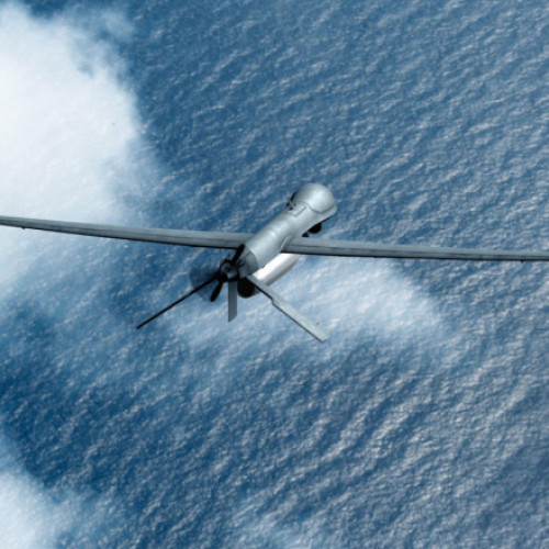 O țară NATO anunță că îşi va pregăti cetăţenii să construiască şi să opereze drone