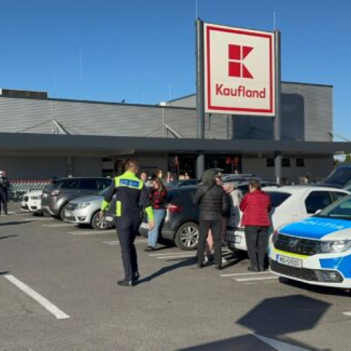 Schimbare în legea parcărilor de la supermarket! Se scot amenzi și se suspendă permisele!