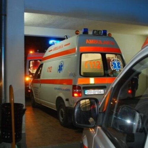 Un bărbat de 56 ani, transportat de urgență la spital după ce a suferit un preinfarct în Pitești.