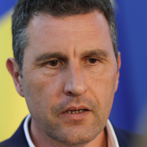 Tăieri succesive ale subvențiilor pentru partide anunțate de Tanczos Barna