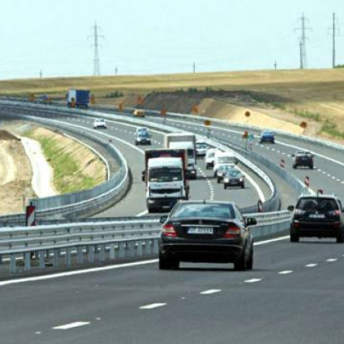 Serviciul de emitere rovinietă şi peaj prin SMS poate avea întreruperi vineri