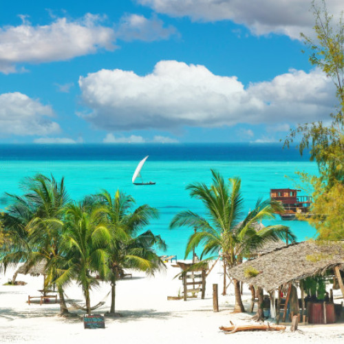 Cererea românilor pentru apartamente în destinații exotice a crescut semnificativ