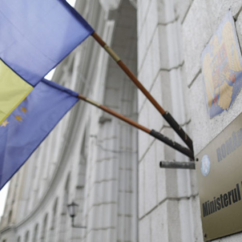 Sindicaliştii din finanţe protestează pentru condiţii mai bune şi digitalizare