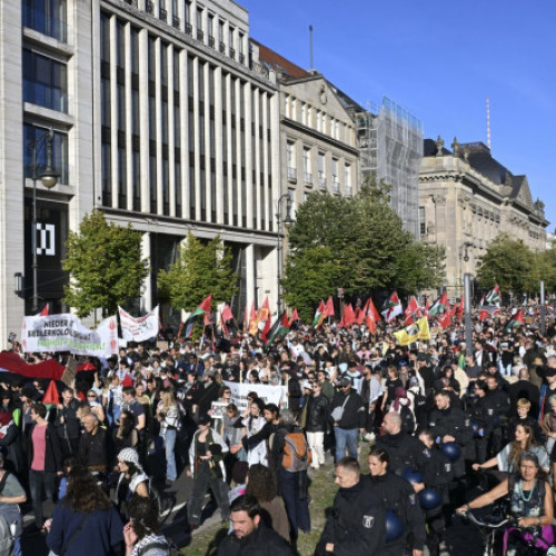 50.000 de persoane au protestat la Berlin pentru oprirea genocidului în Gaza
