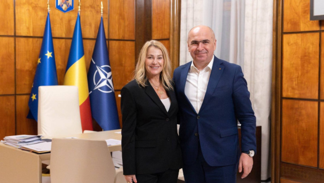 Nadia Comăneci și oficiali români discută pregătirile pentru anul dedicat gimnastei