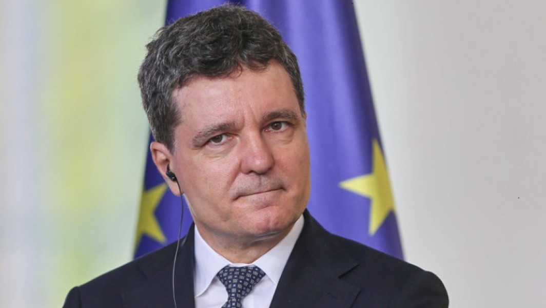 Nicuşor Dan explică absenţa de la congresul UDMR după o invitaţie primită