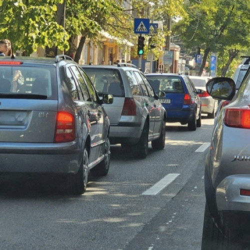 Restricții de trafic pe A1 și un drum intens circulat din Argeș din cauza transporturilor agabaritice