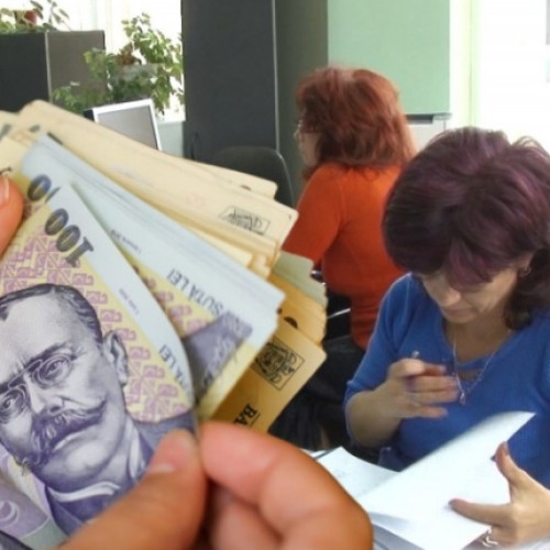 Mii de angajați vor primi salarii mai mari! Cine este afectat?