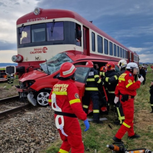 Tânără de 20 de ani, în stare critică după ce a fost electrocutată pe un tren dezafectat