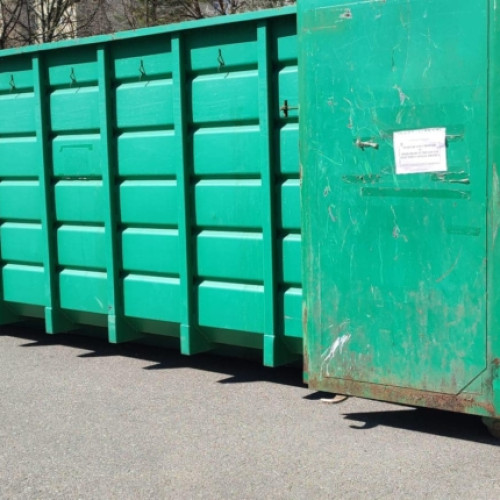 Start la colectarea deșeurilor voluminoase și DEEE în Pitești! Containere amplasate în punctele de colectare!