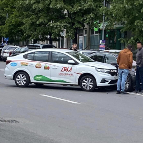 Accident rutier în Pitești! Trafic îngreunat în centrul orașului!