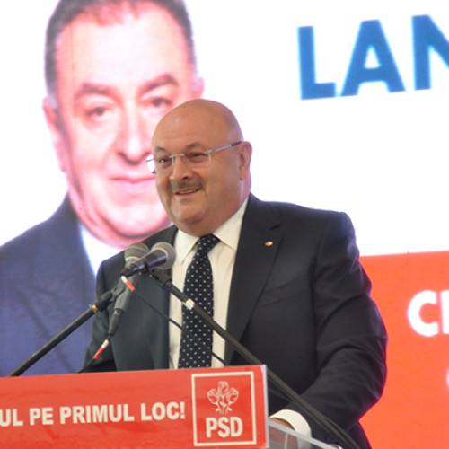 Ion Mînzînă - PSD Argeș: Deviza noastră - Argeșul pe primul loc! Președintele PSD Argeș, Ion Mînzînă, intră în cursa electorală pentru un nou mandat și anunță că obiectivul său principal este "Argeșul pe primul loc". Prin muncă asiduă în ultimii patru ani, CJ Argeș a reușit să obțină fonduri nerambursabile pentru diverse proiecte.