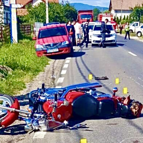 Incident rutier în comuna Titesti