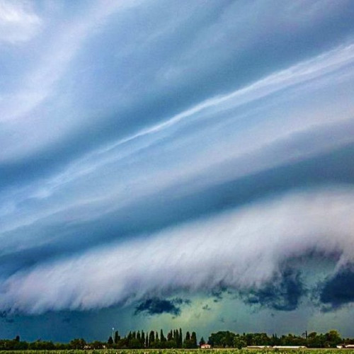 Avertizare meteo: furtuni și vijelii în Argeș